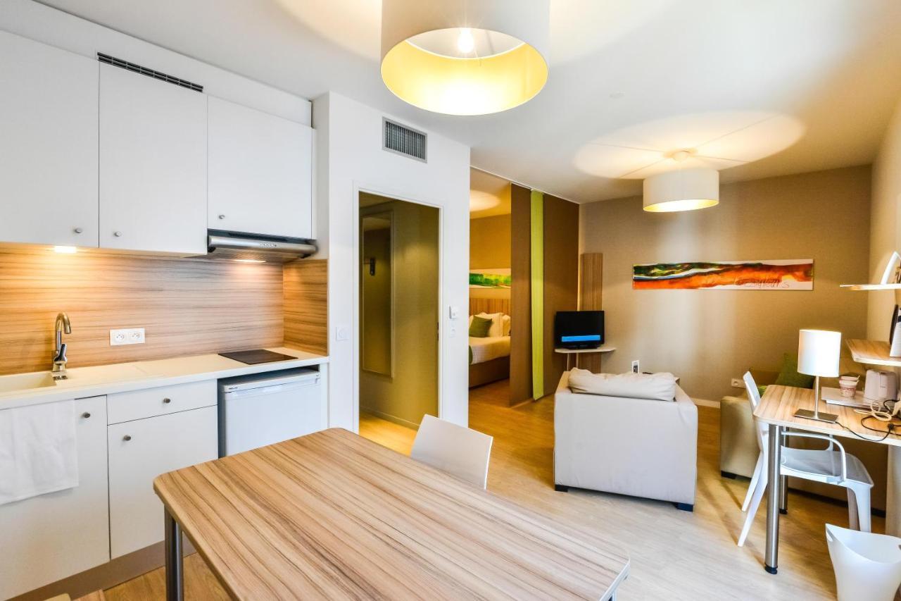 Q7 7 Aparthotel